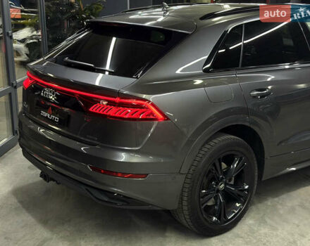 Серый Ауди Q8, объемом двигателя 3 л и пробегом 74 тыс. км за 54500 $, фото 15 на Automoto.ua