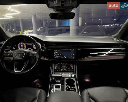 Серый Ауди Q8, объемом двигателя 3 л и пробегом 84 тыс. км за 53000 $, фото 22 на Automoto.ua