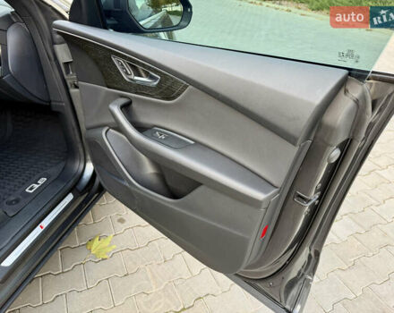 Серый Ауди Q8, объемом двигателя 3 л и пробегом 91 тыс. км за 58000 $, фото 31 на Automoto.ua