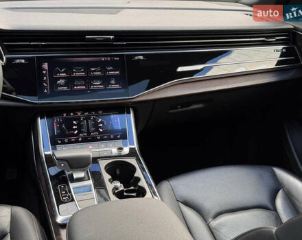 Серый Ауди Q8, объемом двигателя 3 л и пробегом 103 тыс. км за 46500 $, фото 31 на Automoto.ua