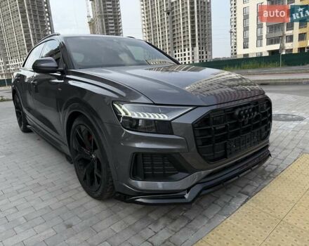 Сірий Ауді Q8, об'ємом двигуна 3 л та пробігом 135 тис. км за 63222 $, фото 2 на Automoto.ua