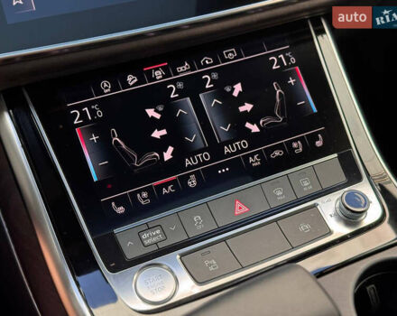 Серый Ауди Q8, объемом двигателя 3 л и пробегом 103 тыс. км за 46500 $, фото 37 на Automoto.ua