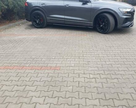 Серый Ауди Q8, объемом двигателя 3 л и пробегом 150 тыс. км за 58000 $, фото 4 на Automoto.ua