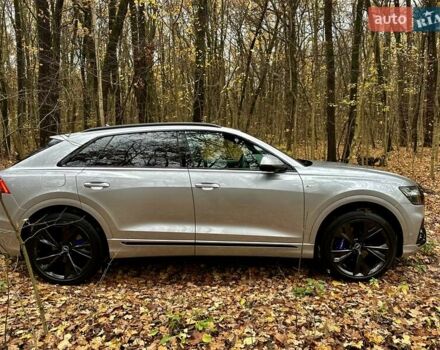 Ауди Q8 2019 в Киеве на Automoto.ua Серый Ауди Q8, объемом двигателя 3 л и пробегом 85 тыс. км за 62000 $, фото 97 на Automoto.ua