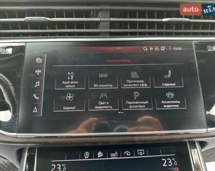 Серый Ауди Q8, объемом двигателя 3 л и пробегом 125 тыс. км за 48999 $, фото 54 на Automoto.ua