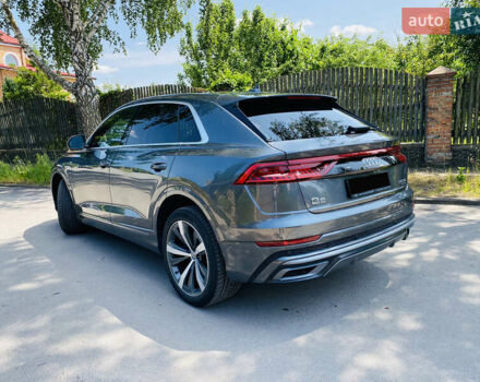 Сірий Ауді Q8, об'ємом двигуна 2.97 л та пробігом 95 тис. км за 58500 $, фото 4 на Automoto.ua
