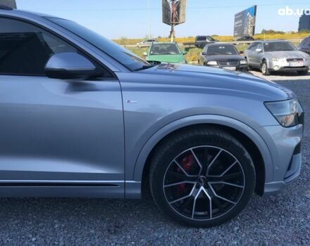 Серый Ауди Q8, объемом двигателя 3 л и пробегом 141 тыс. км за 63490 $, фото 3 на Automoto.ua