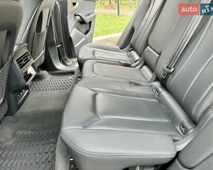 Серый Ауди Q8, объемом двигателя 3 л и пробегом 125 тыс. км за 48999 $, фото 95 на Automoto.ua