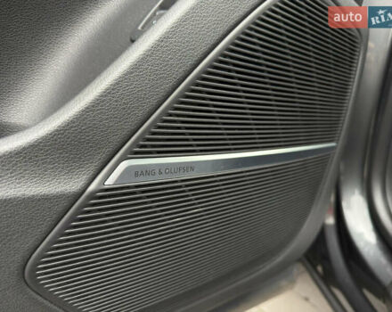 Серый Ауди Q8, объемом двигателя 3 л и пробегом 127 тыс. км за 47999 $, фото 34 на Automoto.ua