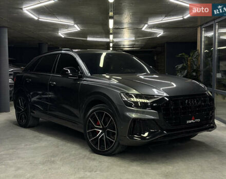 Серый Ауди Q8, объемом двигателя 3 л и пробегом 84 тыс. км за 53000 $, фото 1 на Automoto.ua