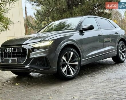 Ауді Q8 2019 у Дніпро (Дніпропетровську) на Automoto.ua Сірий Ауді Q8, об'ємом двигуна 2.97 л та пробігом 120 тис. км за 60500 $, фото 1 на Automoto.ua