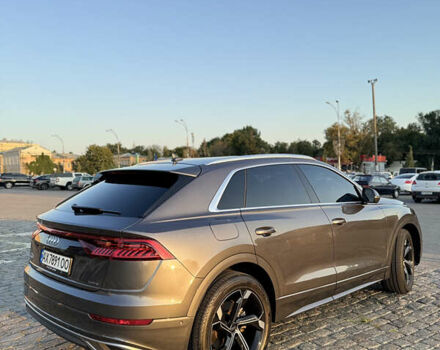Серый Ауди Q8, объемом двигателя 3 л и пробегом 97 тыс. км за 48500 $, фото 5 на Automoto.ua