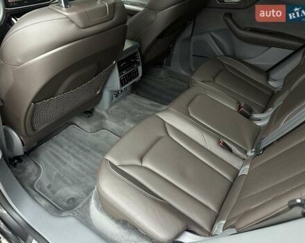 Серый Ауди Q8, объемом двигателя 3 л и пробегом 122 тыс. км за 56500 $, фото 27 на Automoto.ua