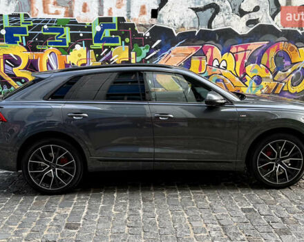 Серый Ауди Q8, объемом двигателя 3 л и пробегом 95 тыс. км за 57000 $, фото 19 на Automoto.ua