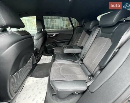 Сірий Ауді Q8, об'ємом двигуна 2.97 л та пробігом 78 тис. км за 65099 $, фото 37 на Automoto.ua