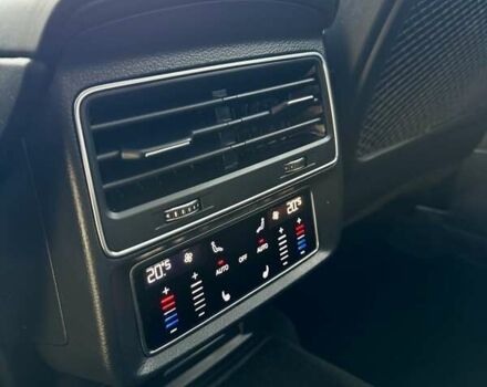 Серый Ауди Q8, объемом двигателя 3 л и пробегом 90 тыс. км за 58000 $, фото 29 на Automoto.ua