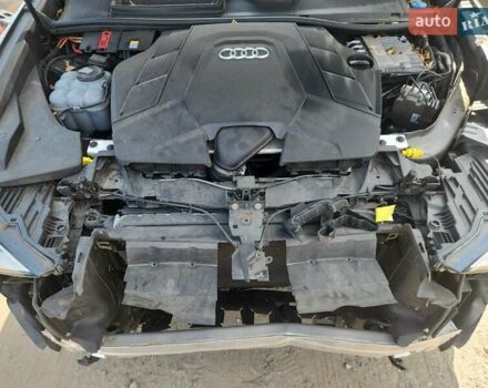 Сірий Ауді Q8, об'ємом двигуна 3 л та пробігом 63 тис. км за 20000 $, фото 11 на Automoto.ua
