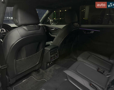 Серый Ауди Q8, объемом двигателя 3 л и пробегом 84 тыс. км за 53000 $, фото 20 на Automoto.ua