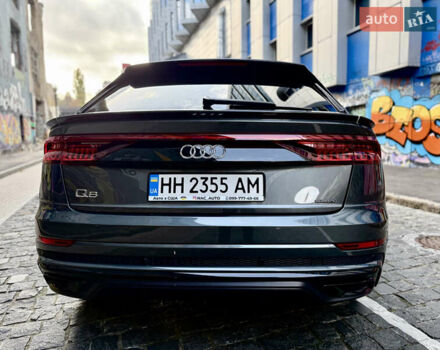 Серый Ауди Q8, объемом двигателя 3 л и пробегом 95 тыс. км за 57000 $, фото 5 на Automoto.ua