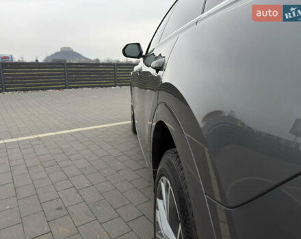 Серый Ауди Q8, объемом двигателя 3 л и пробегом 127 тыс. км за 47999 $, фото 22 на Automoto.ua