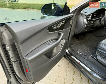 Серый Ауди Q8, объемом двигателя 3 л и пробегом 91 тыс. км за 58000 $, фото 29 на Automoto.ua