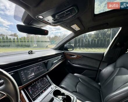 Серый Ауди Q8, объемом двигателя 3 л и пробегом 90 тыс. км за 58000 $, фото 41 на Automoto.ua