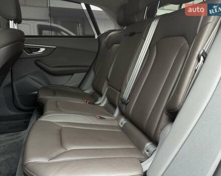 Серый Ауди Q8, объемом двигателя 3 л и пробегом 122 тыс. км за 56500 $, фото 28 на Automoto.ua