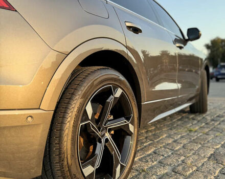 Серый Ауди Q8, объемом двигателя 3 л и пробегом 97 тыс. км за 48500 $, фото 9 на Automoto.ua