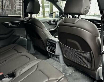 Ауди Q8 2019 в Киеве на Automoto.ua Серый Ауди Q8, объемом двигателя 3 л и пробегом 85 тыс. км за 62000 $, фото 42 на Automoto.ua