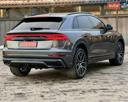Сірий Ауді Q8, об'ємом двигуна 3 л та пробігом 139 тис. км за 44000 $, фото 50 на Automoto.ua