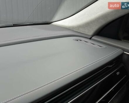 Серый Ауди Q8, объемом двигателя 3 л и пробегом 122 тыс. км за 56500 $, фото 44 на Automoto.ua