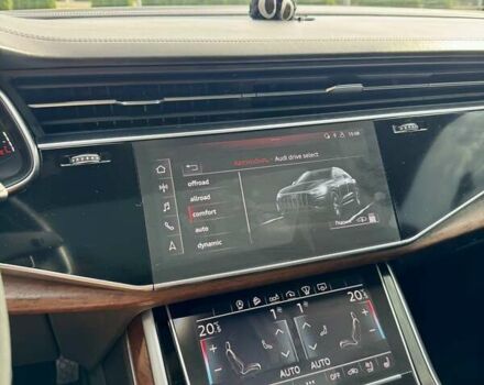 Серый Ауди Q8, объемом двигателя 3 л и пробегом 90 тыс. км за 58000 $, фото 39 на Automoto.ua