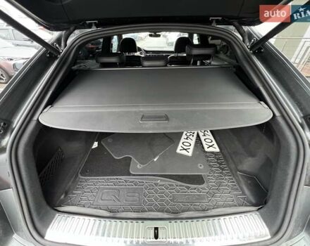 Сірий Ауді Q8, об'ємом двигуна 2.97 л та пробігом 78 тис. км за 65099 $, фото 36 на Automoto.ua