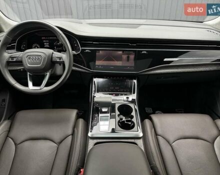 Серый Ауди Q8, объемом двигателя 3 л и пробегом 122 тыс. км за 56500 $, фото 30 на Automoto.ua