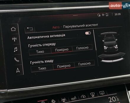 Серый Ауди Q8, объемом двигателя 3 л и пробегом 122 тыс. км за 56500 $, фото 57 на Automoto.ua