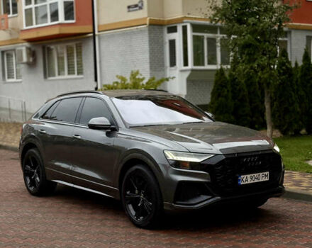 Сірий Ауді Q8, об'ємом двигуна 3 л та пробігом 64 тис. км за 54990 $, фото 1 на Automoto.ua