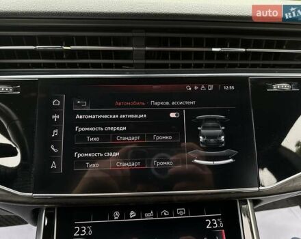 Серый Ауди Q8, объемом двигателя 3 л и пробегом 125 тыс. км за 48999 $, фото 63 на Automoto.ua