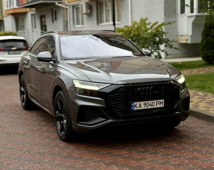 Сірий Ауді Q8, об'ємом двигуна 3 л та пробігом 64 тис. км за 54990 $, фото 2 на Automoto.ua