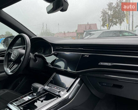 Сірий Ауді Q8, об'ємом двигуна 3 л та пробігом 85 тис. км за 55900 $, фото 27 на Automoto.ua