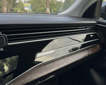 Серый Ауди Q8, объемом двигателя 3 л и пробегом 61 тыс. км за 56000 $, фото 21 на Automoto.ua