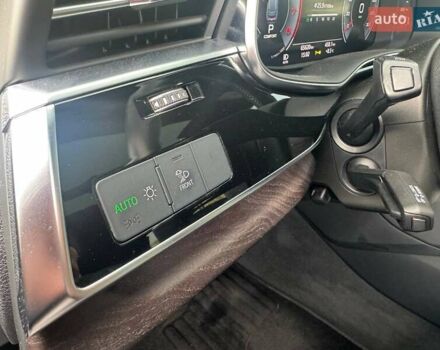 Серый Ауди Q8, объемом двигателя 3 л и пробегом 65 тыс. км за 51990 $, фото 18 на Automoto.ua