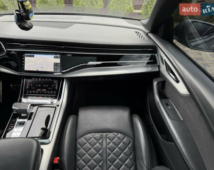 Сірий Ауді Q8, об'ємом двигуна 3 л та пробігом 101 тис. км за 60000 $, фото 127 на Automoto.ua