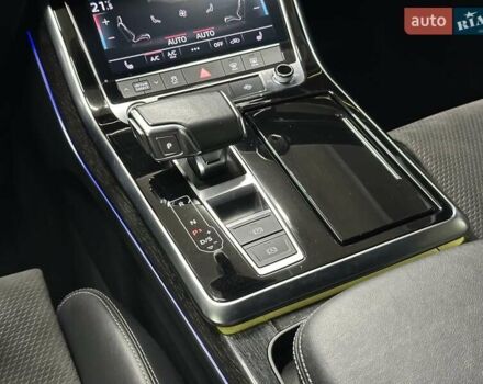 Серый Ауди Q8, объемом двигателя 2.97 л и пробегом 99 тыс. км за 72000 $, фото 34 на Automoto.ua