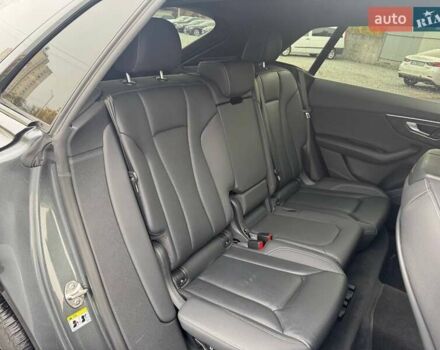 Серый Ауди Q8, объемом двигателя 3 л и пробегом 65 тыс. км за 51990 $, фото 10 на Automoto.ua