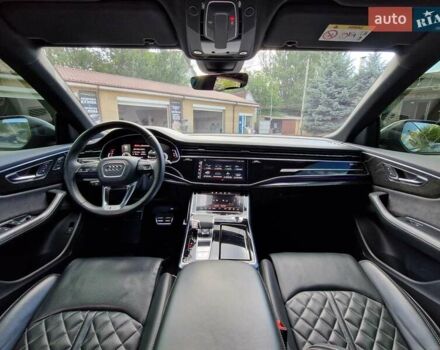 Серый Ауди Q8, объемом двигателя 3 л и пробегом 91 тыс. км за 72000 $, фото 27 на Automoto.ua