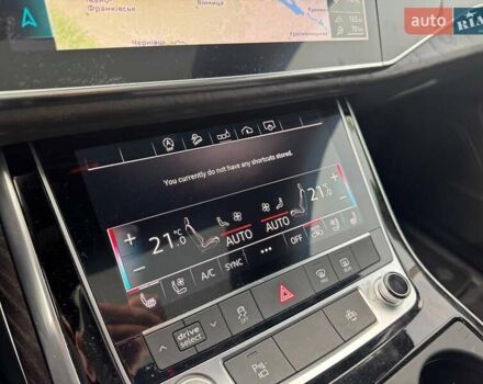 Серый Ауди Q8, объемом двигателя 3 л и пробегом 65 тыс. км за 51990 $, фото 25 на Automoto.ua