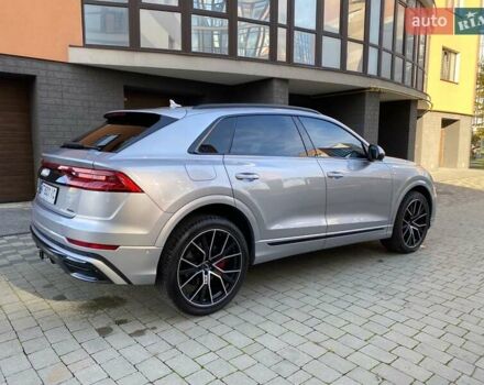 Серый Ауди Q8, объемом двигателя 3 л и пробегом 61 тыс. км за 63000 $, фото 36 на Automoto.ua