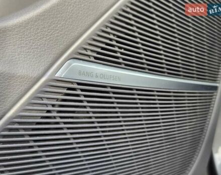 Серый Ауди Q8, объемом двигателя 3 л и пробегом 11 тыс. км за 67900 $, фото 20 на Automoto.ua