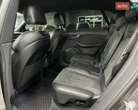 Серый Ауди Q8, объемом двигателя 2.97 л и пробегом 99 тыс. км за 72000 $, фото 20 на Automoto.ua