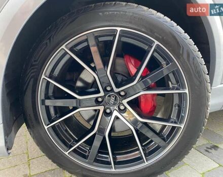 Серый Ауди Q8, объемом двигателя 3 л и пробегом 61 тыс. км за 63000 $, фото 104 на Automoto.ua